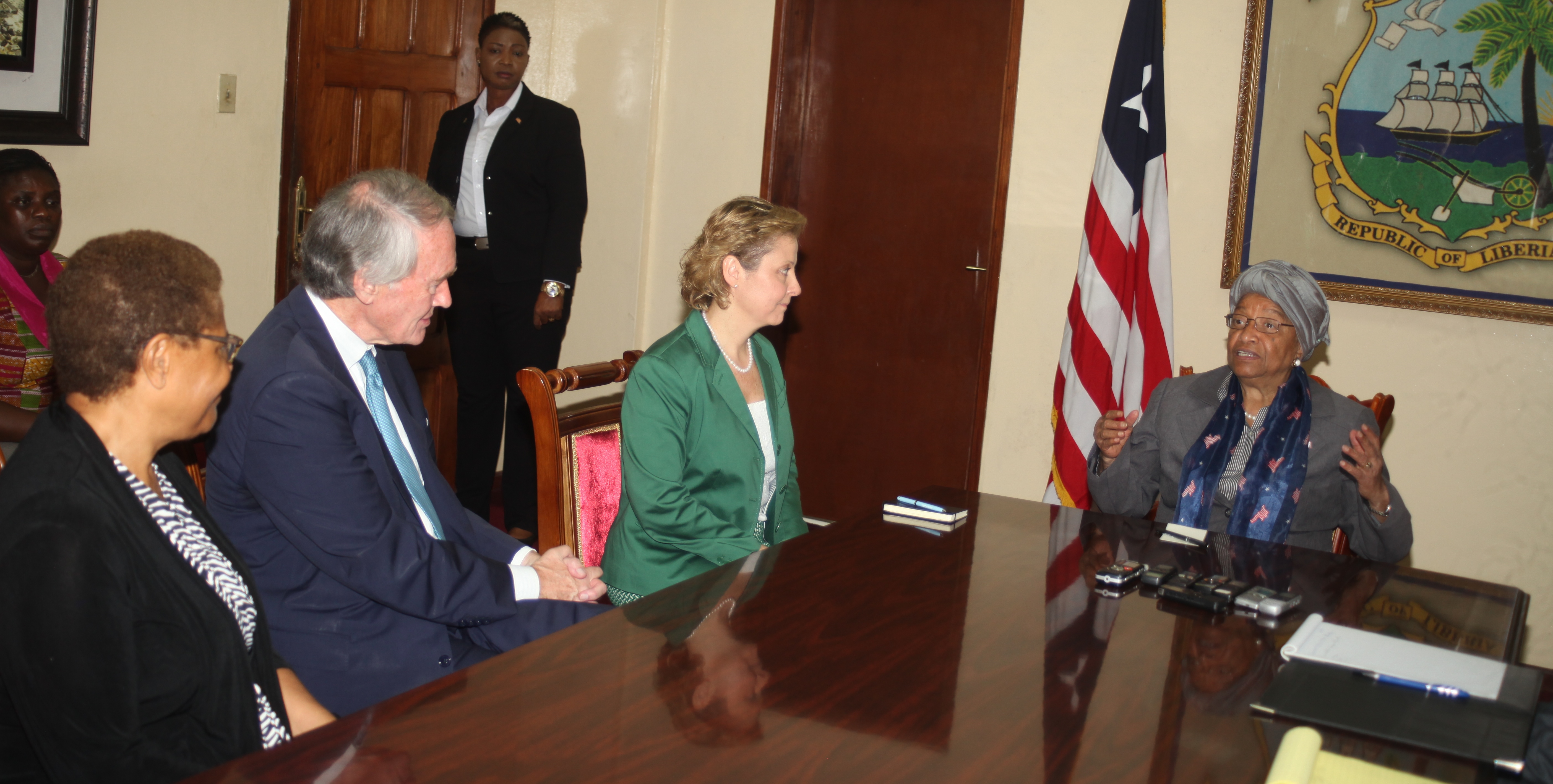 President Sirleaf meets members of the U.S. Congressional Delegation